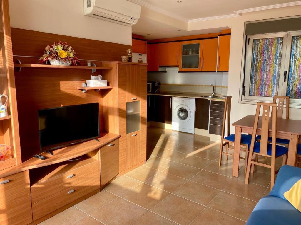 Enfoz Con Parking Y A La Orilla Del Mar Apartment ภายนอก รูปภาพ