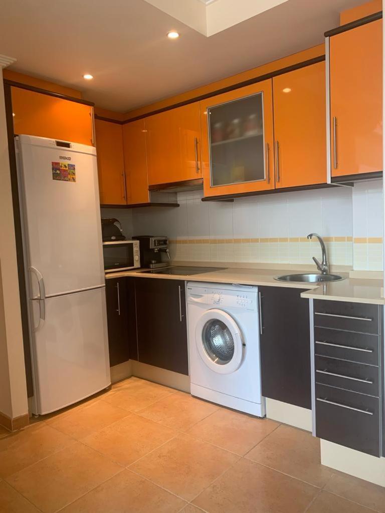 Enfoz Con Parking Y A La Orilla Del Mar Apartment ภายนอก รูปภาพ