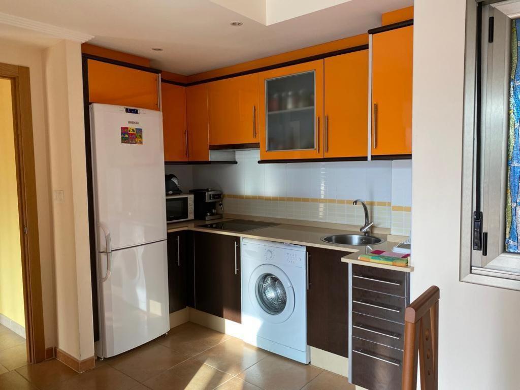 Enfoz Con Parking Y A La Orilla Del Mar Apartment ภายนอก รูปภาพ